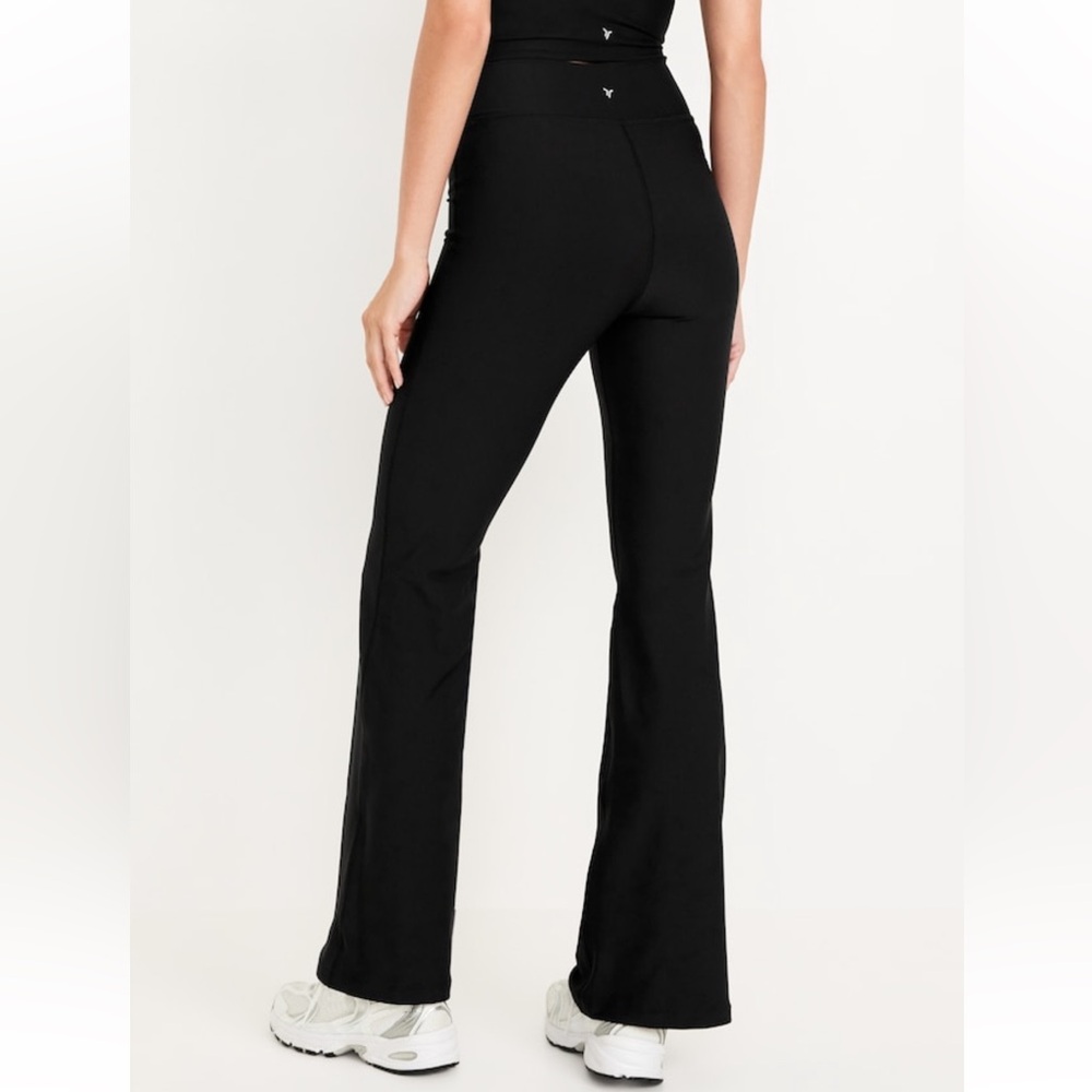 Old Navy Extra High-Waisted High Rise PowerSoft Flare Leggings Petite Small